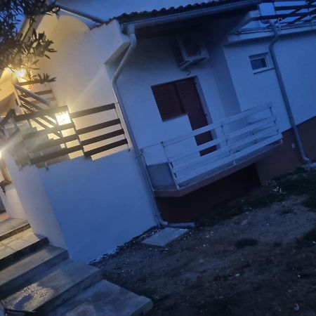 Apartmani Rab - Adrijana & Aleksandra Banjol Esterno foto