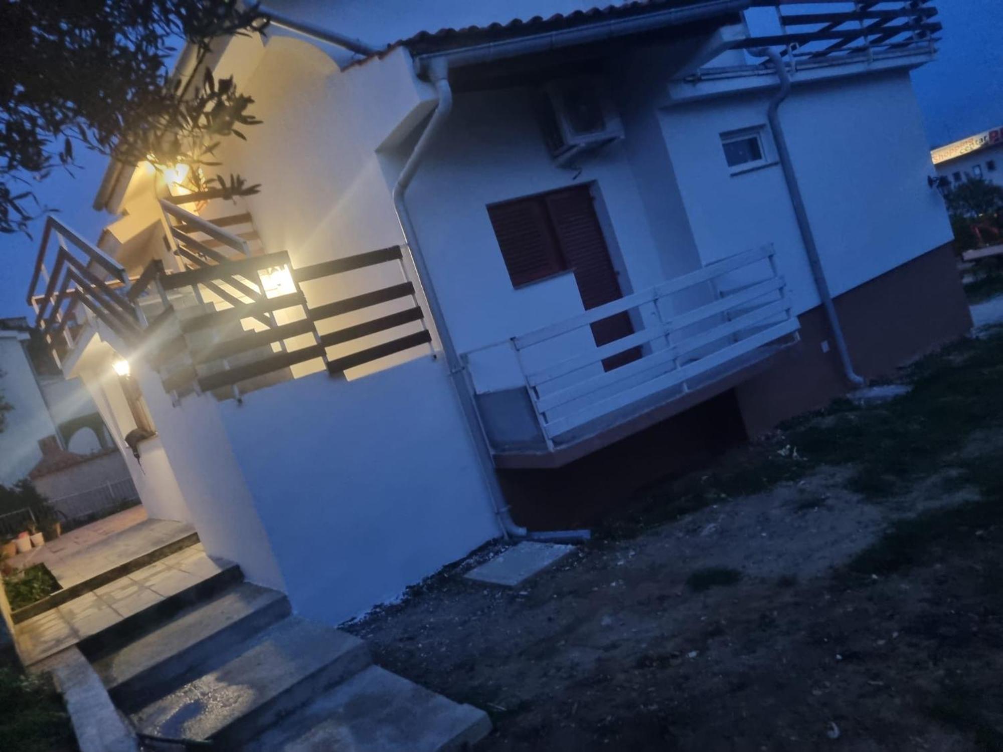 Apartmani Rab - Adrijana & Aleksandra Banjol Esterno foto